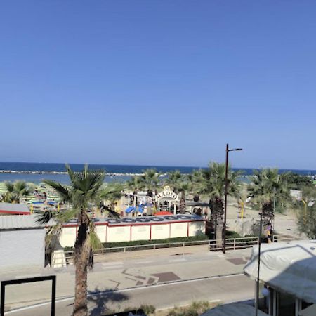 Hotel Bonaria Rimini Exteriér fotografie